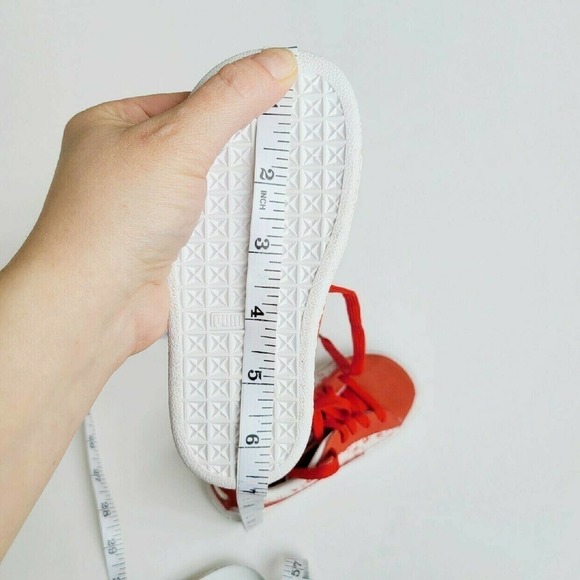 Hello Kitty Puma Sneakers -Exclusive! NEW 8 Red - Picture 9 of 9